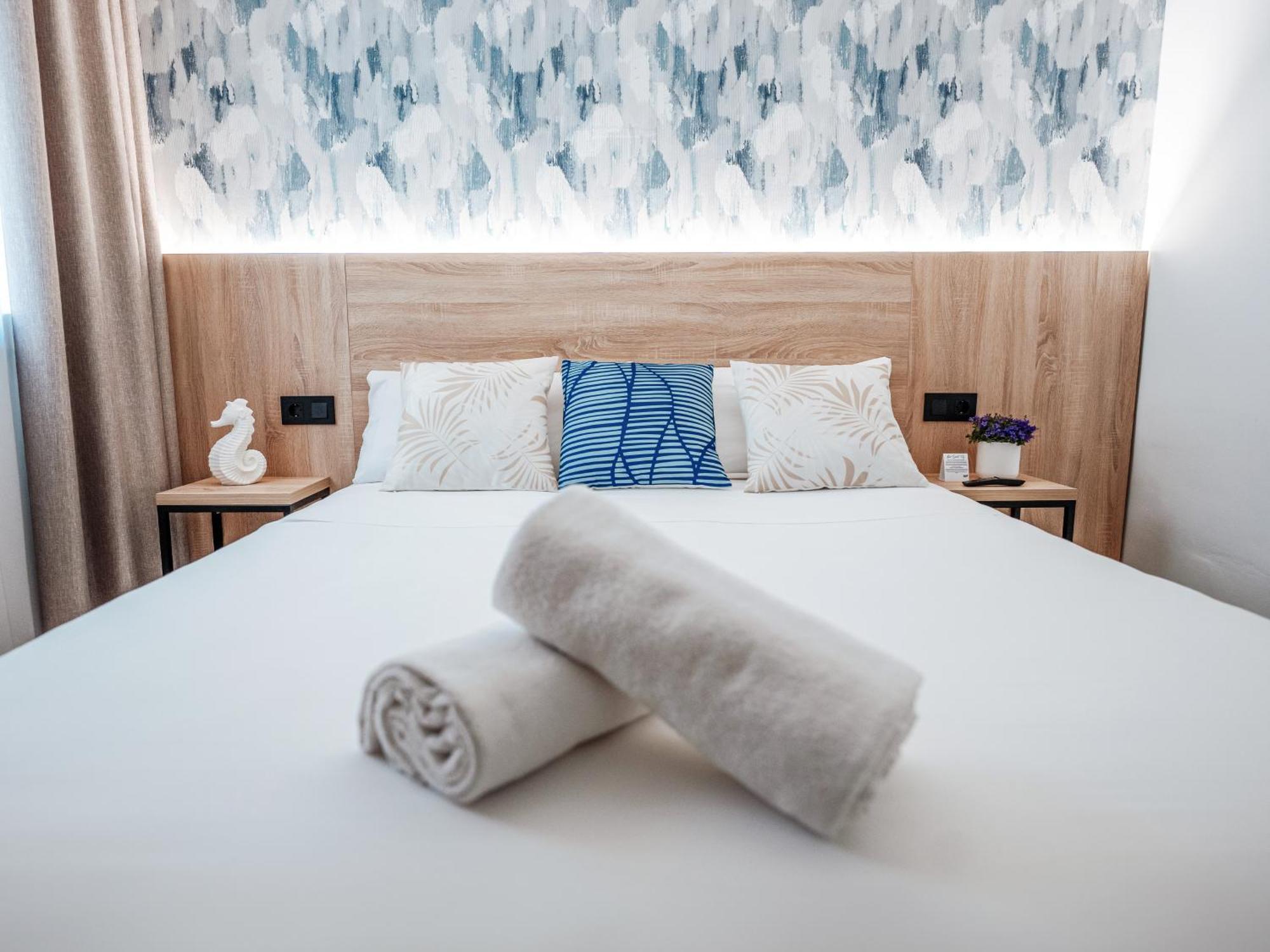Sweet Lloret Suites リョレート・デ・マル エクステリア 写真